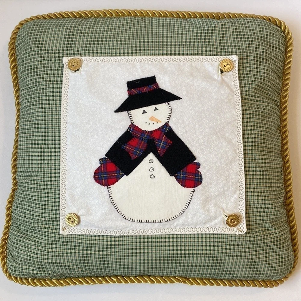 Vintage Handmade Pillow with Changing Felt Quilt Blocks Cottagcore Grannycore - Picture 2 of 9